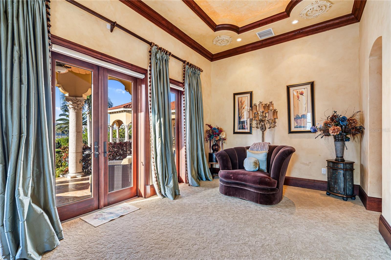 TIERRA VERDE - Residential