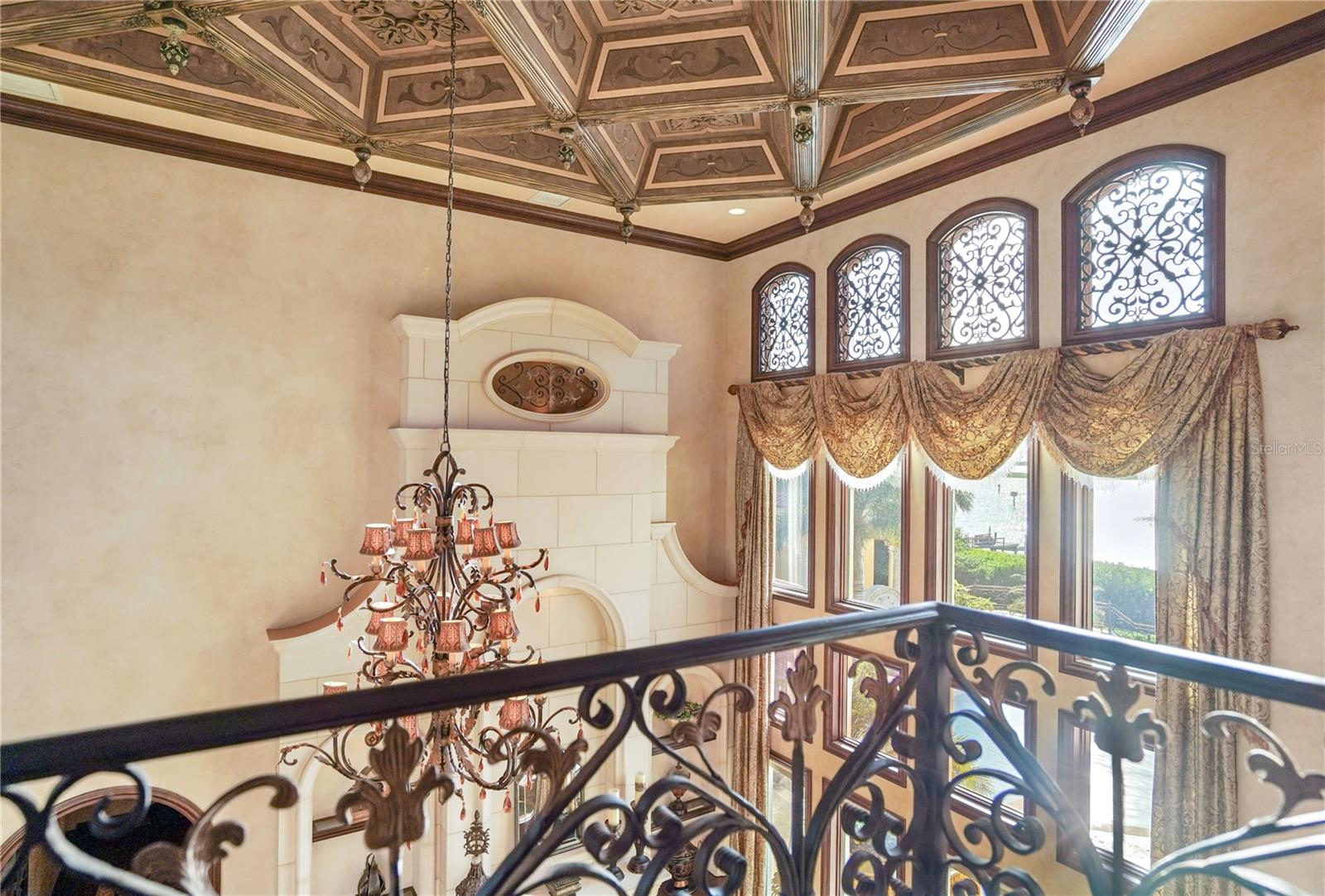 TIERRA VERDE - Residential