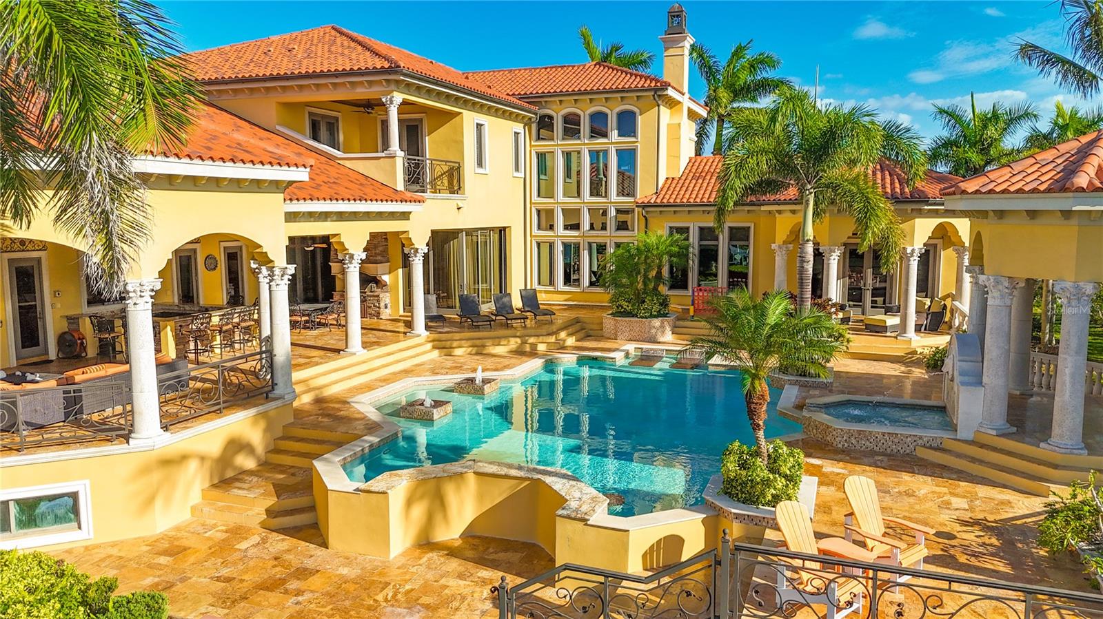 TIERRA VERDE - Residential