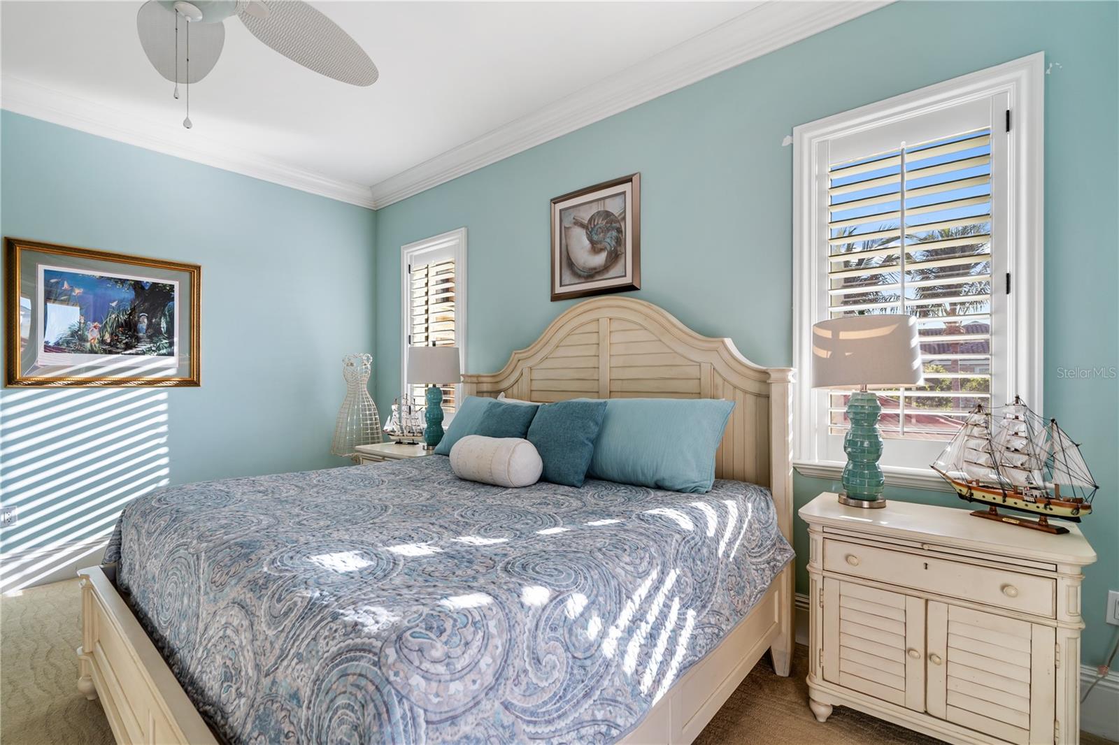 TIERRA VERDE - Residential