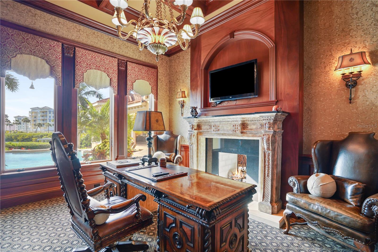 TIERRA VERDE - Residential