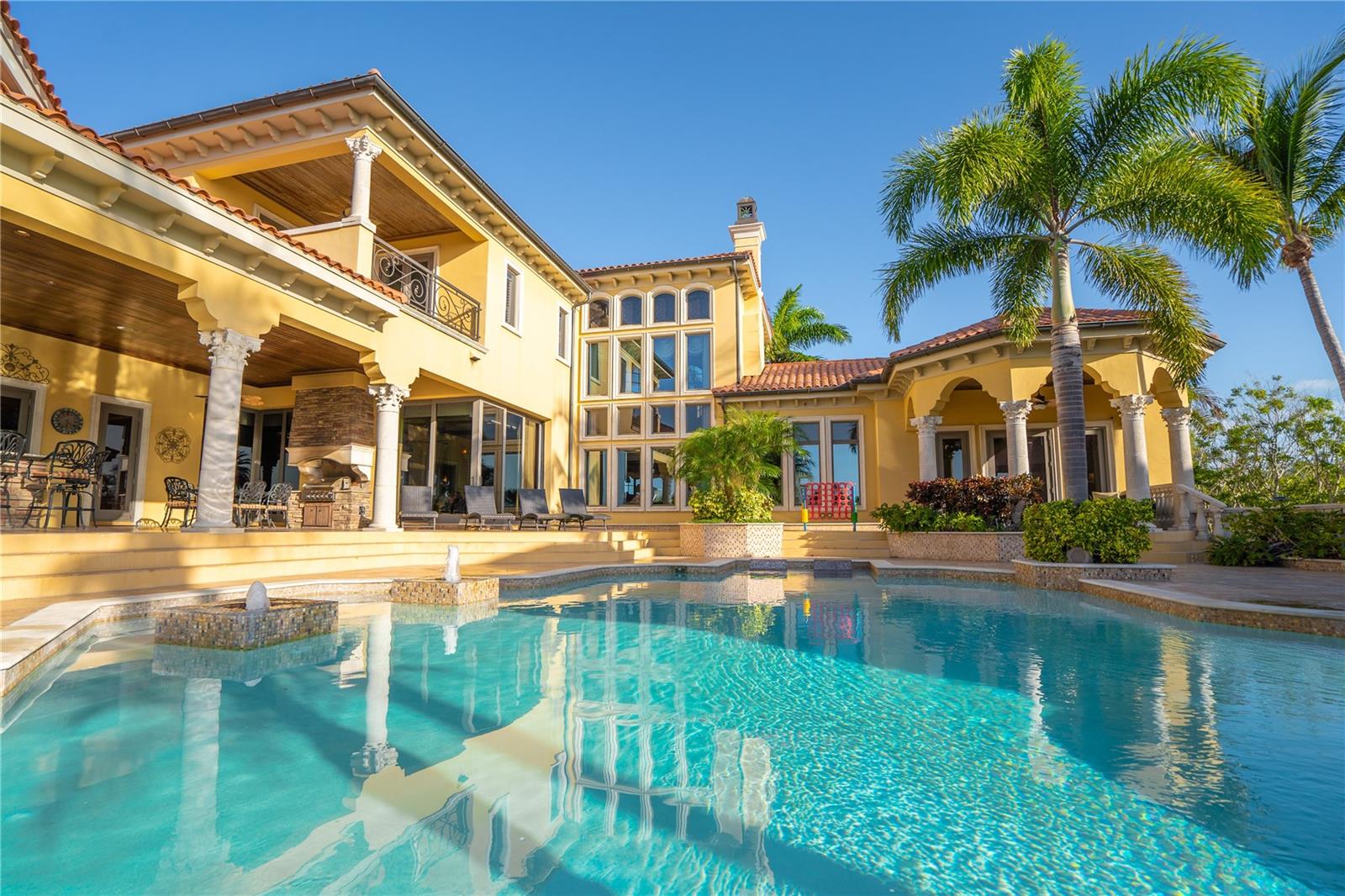 TIERRA VERDE - Residential