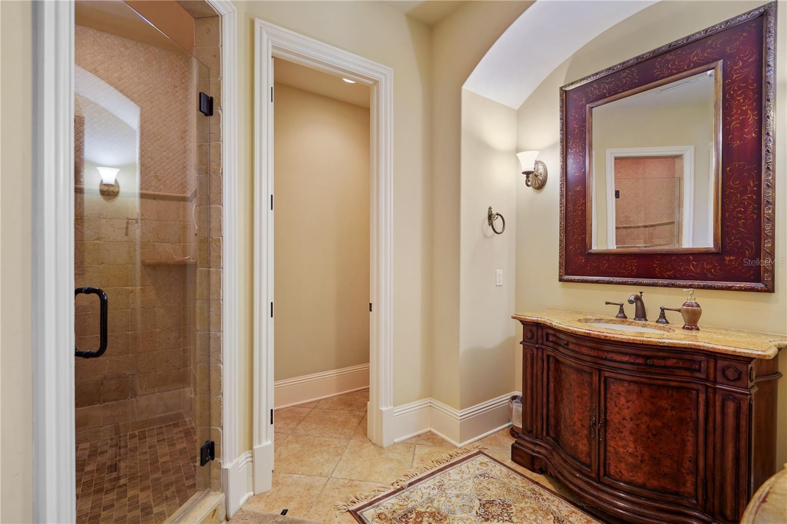 TIERRA VERDE - Residential