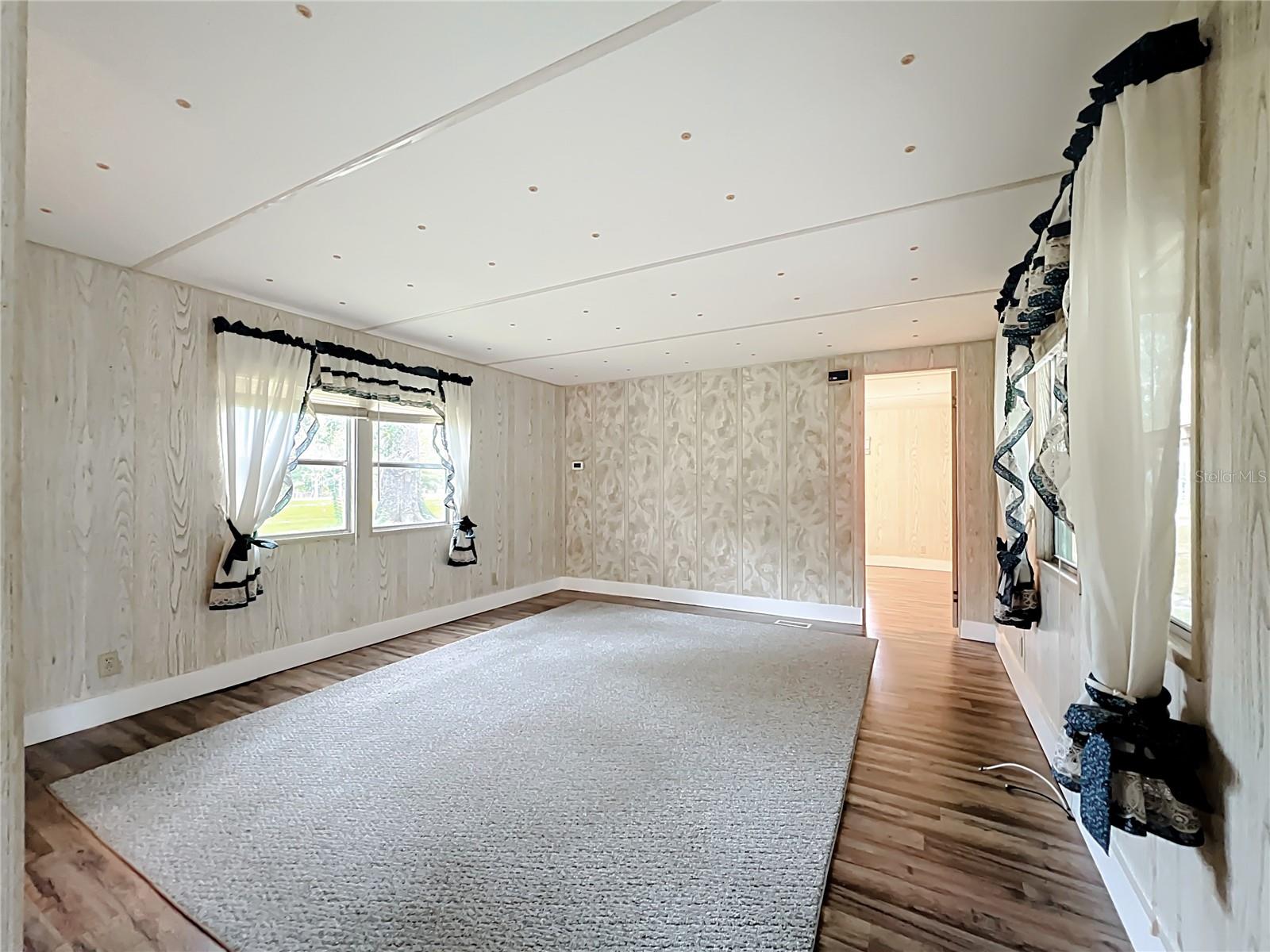WHITESIDE - Residential