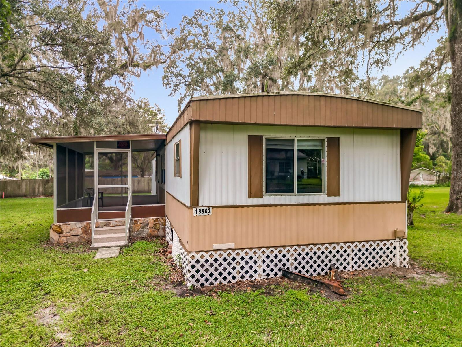 WHITESIDE - Residential