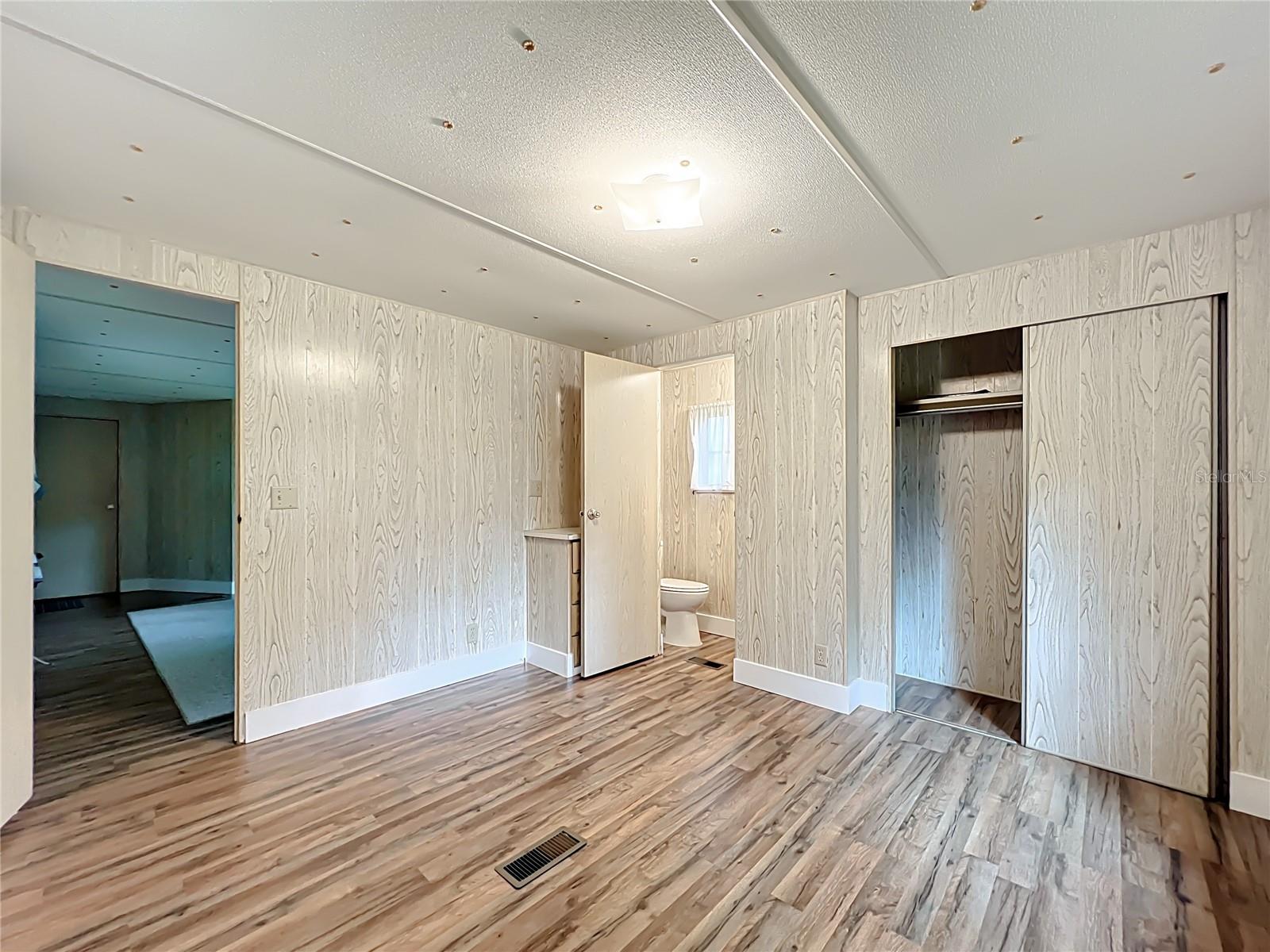 WHITESIDE - Residential