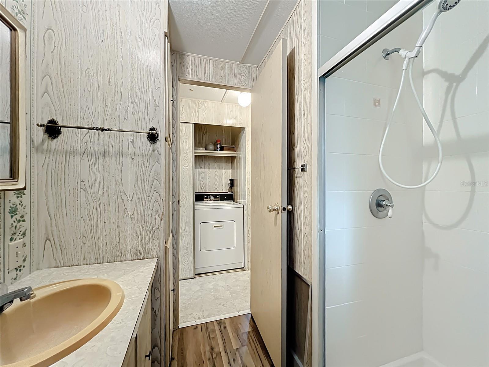 WHITESIDE - Residential