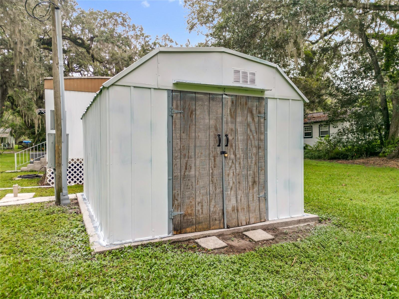 WHITESIDE - Residential