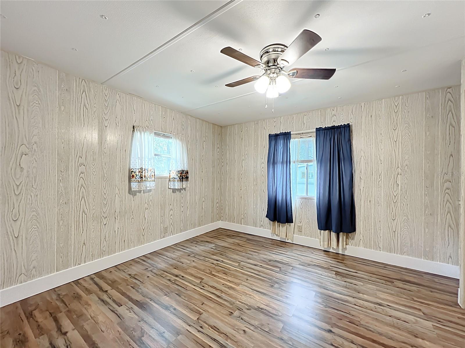 WHITESIDE - Residential