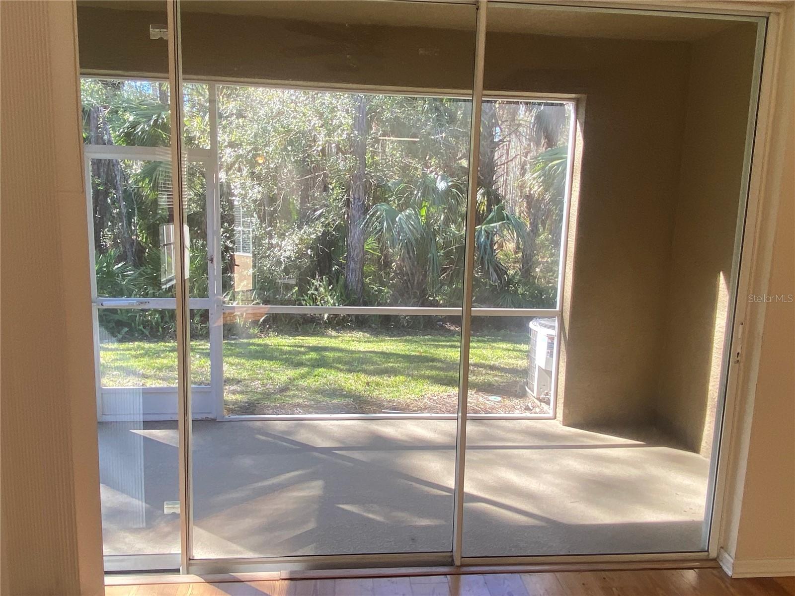 THE PROMENADE TWNHMS AT WES - Residential Lease