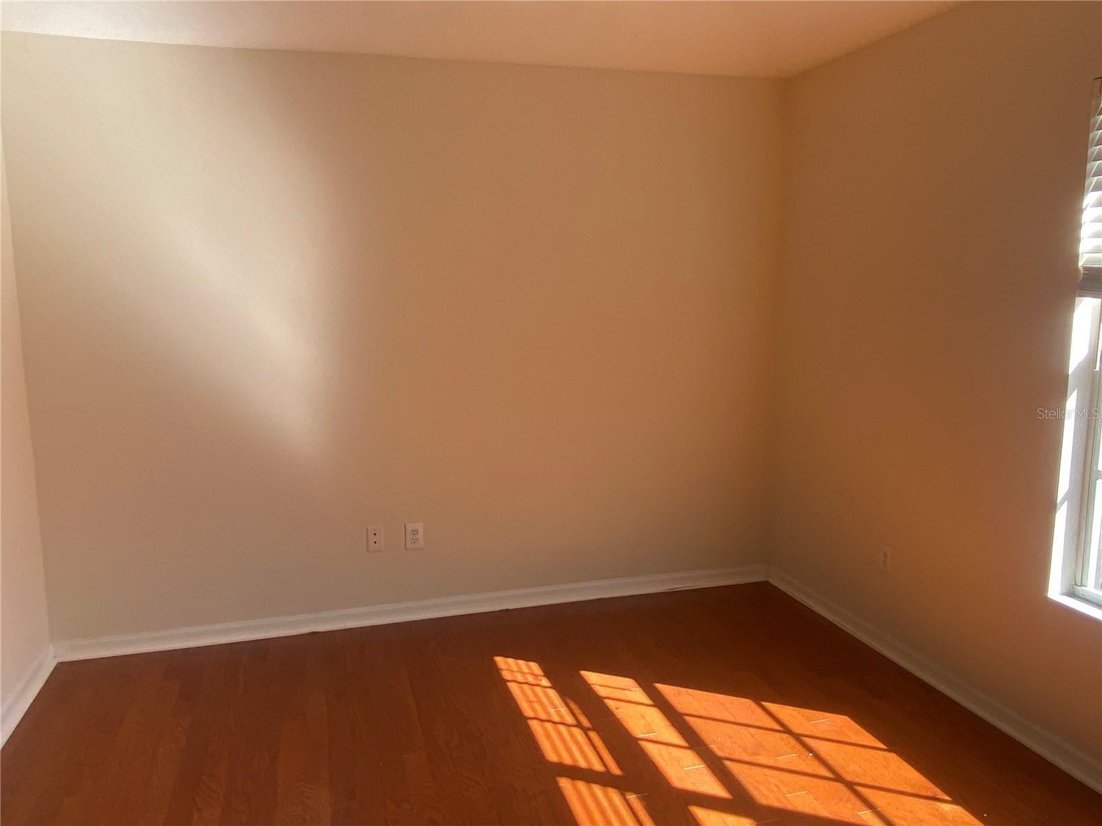 THE PROMENADE TWNHMS AT WES - Residential Lease