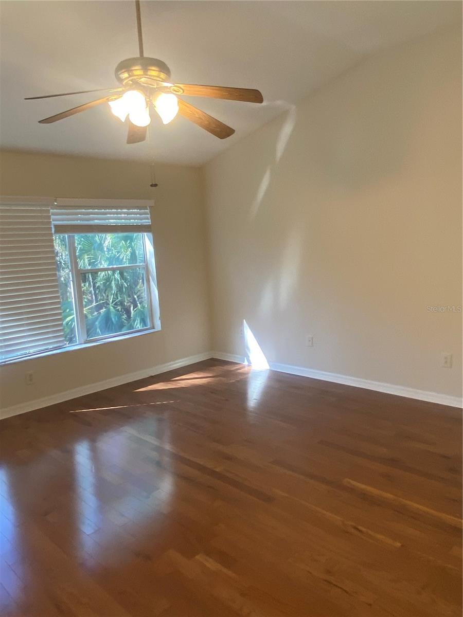 THE PROMENADE TWNHMS AT WES - Residential Lease