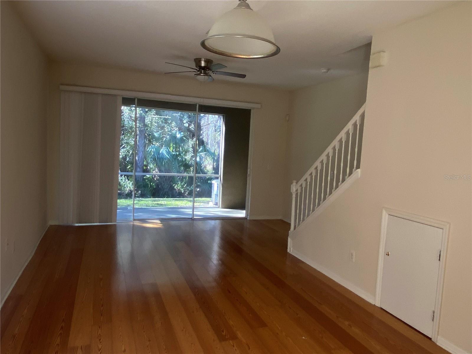 THE PROMENADE TWNHMS AT WES - Residential Lease