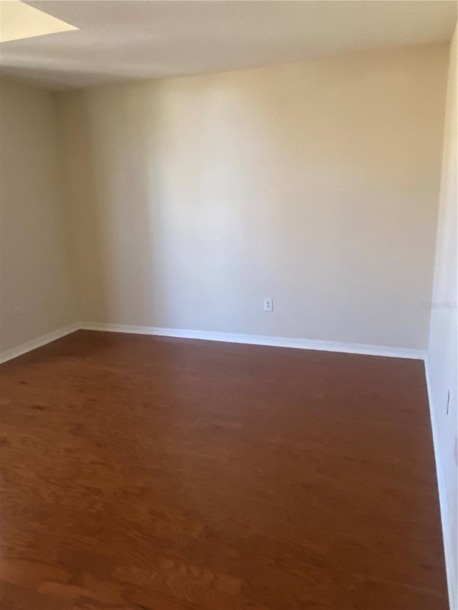 THE PROMENADE TWNHMS AT WES - Residential Lease