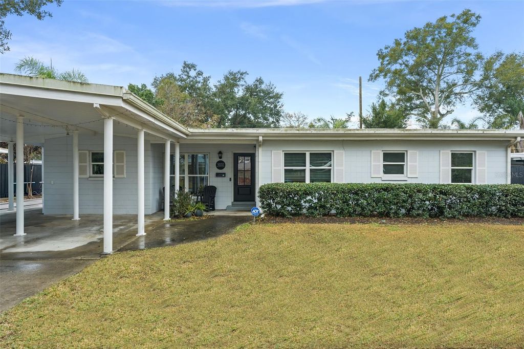 Photo of 1222 Baldwin Drive, Orlando, FL 32806 (MLS # O6380784)