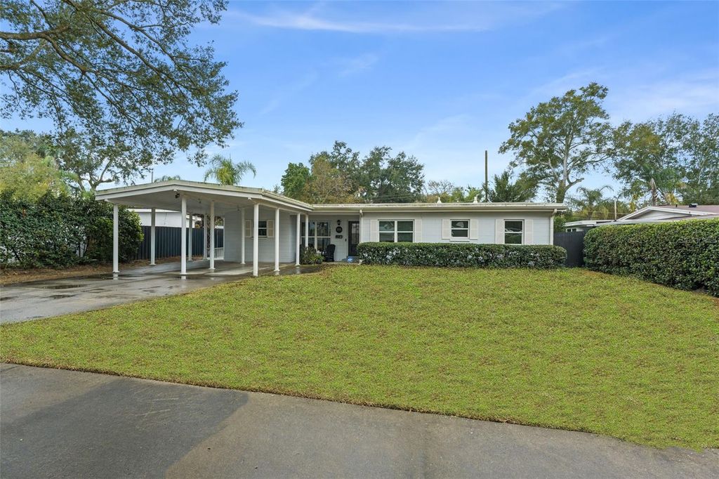 Photo of 1222 Baldwin Drive, Orlando, FL 32806 (MLS # O6380784)