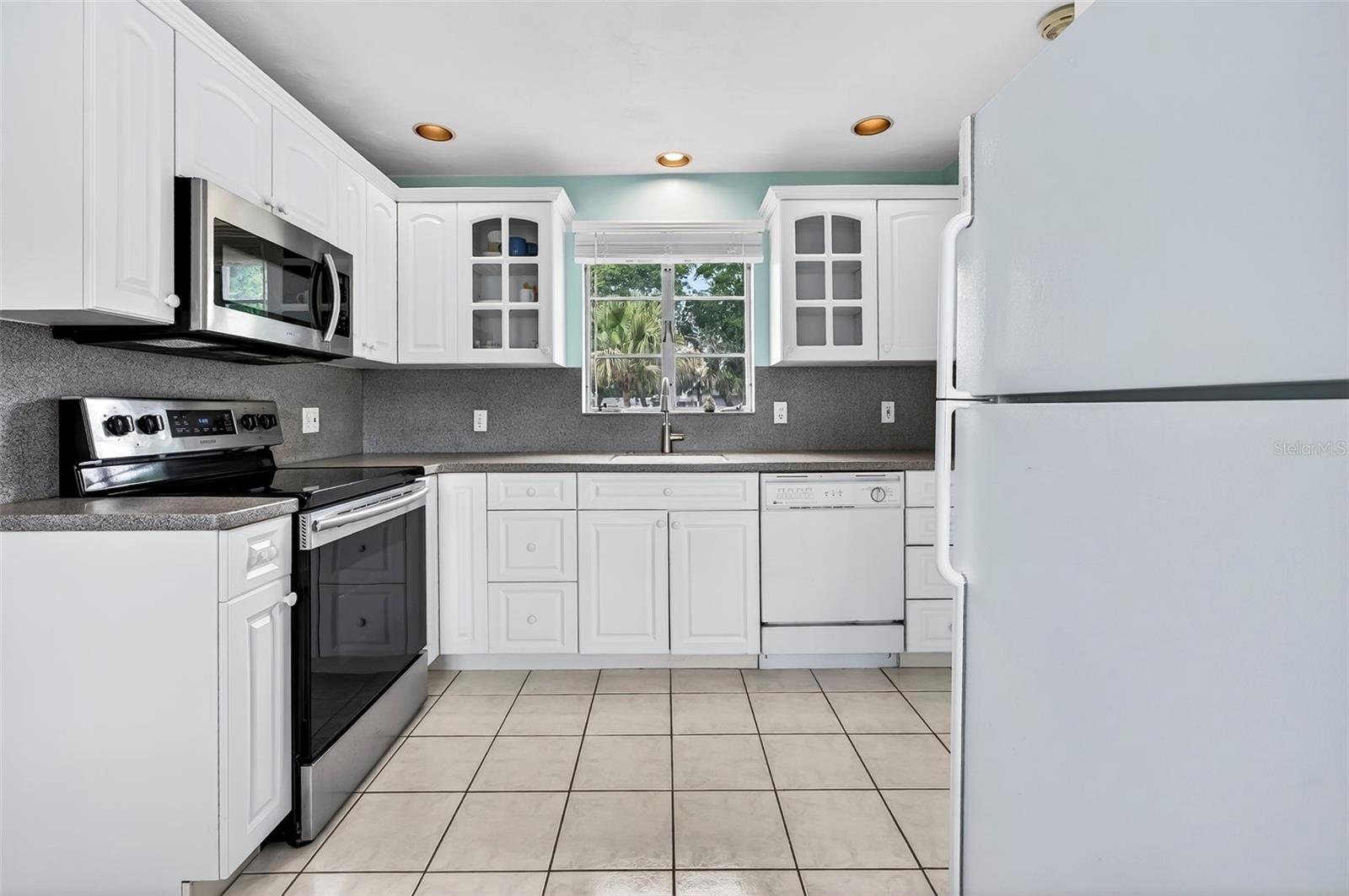 MC BRIDE HERNANDEZ GRANT - Residential