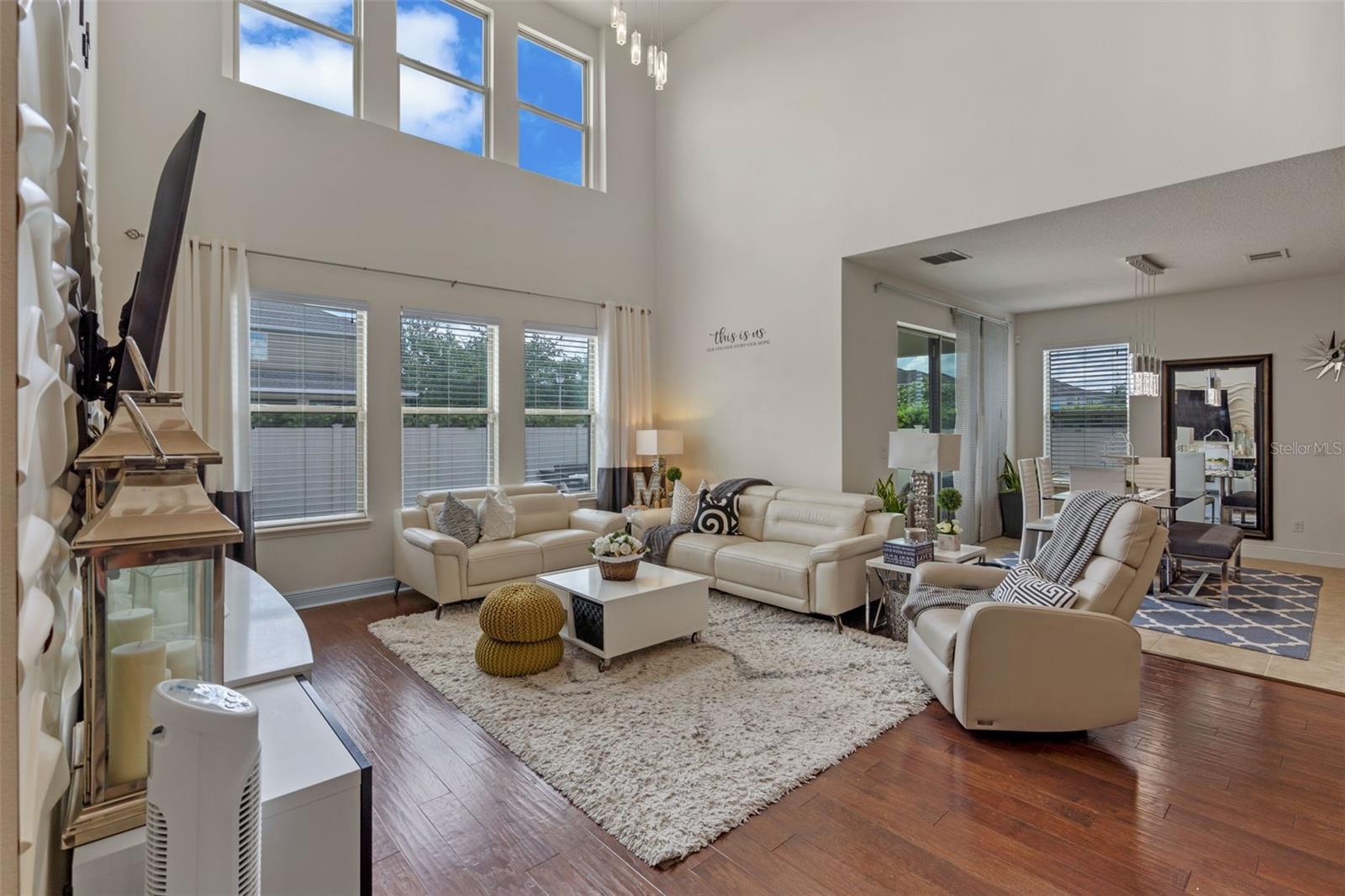 9025 HORIZON POINTE TRAIL