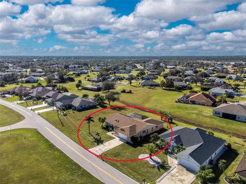 A home in PUNTA GORDA