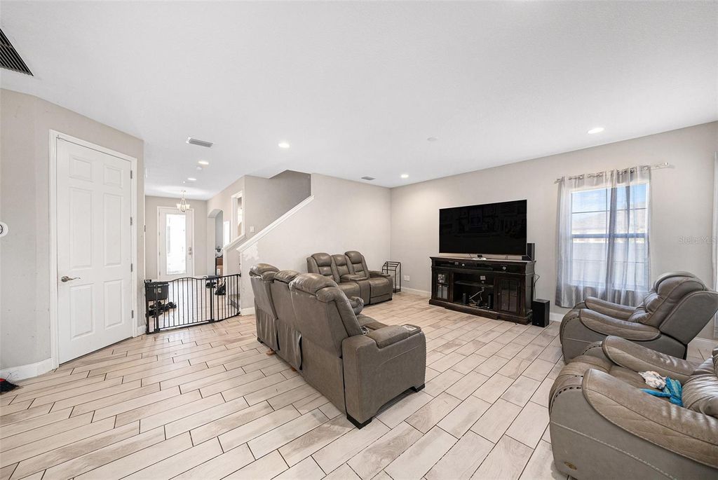 Photo of 12419 Horseshoe Bend Drive, Lithia, FL 33547 (MLS # TB8452516)