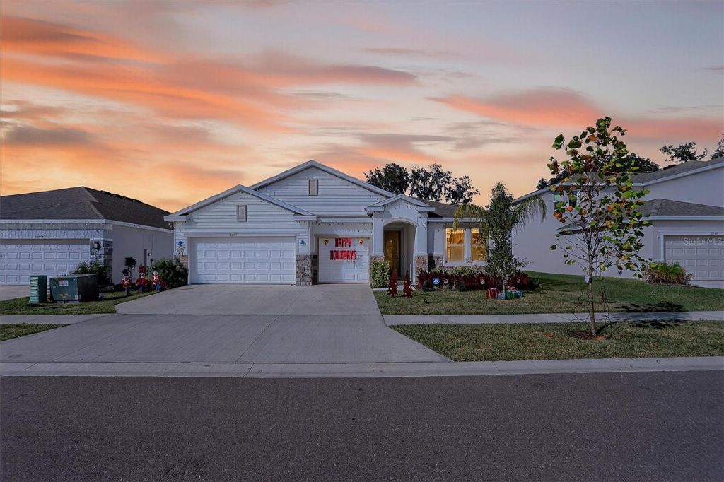 Photo of 33391 Colburn Creek Way, Wesley Chapel, FL 33545 (MLS # TB8455953)