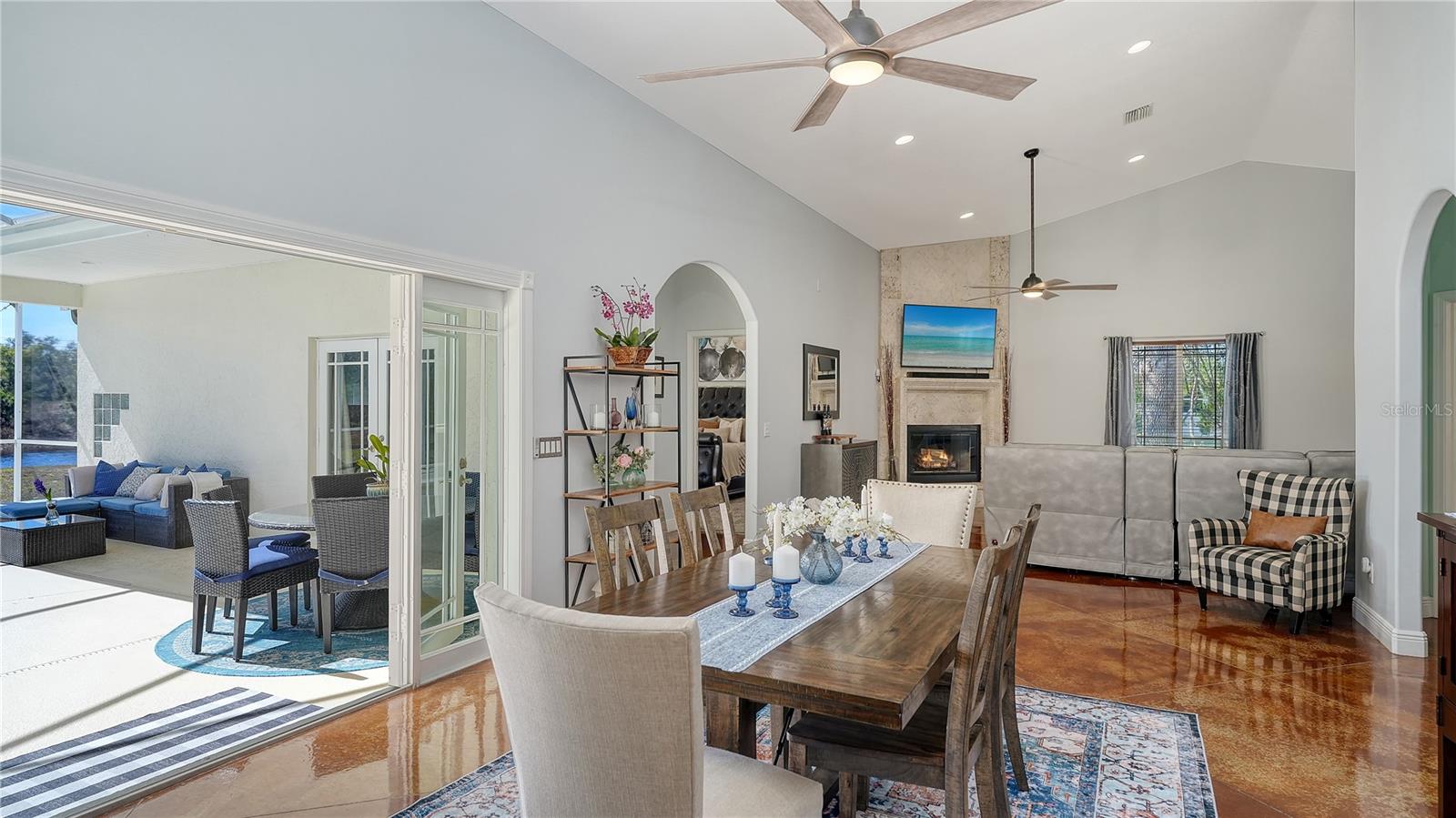 OAK FORD GOLF CLUB - Residential