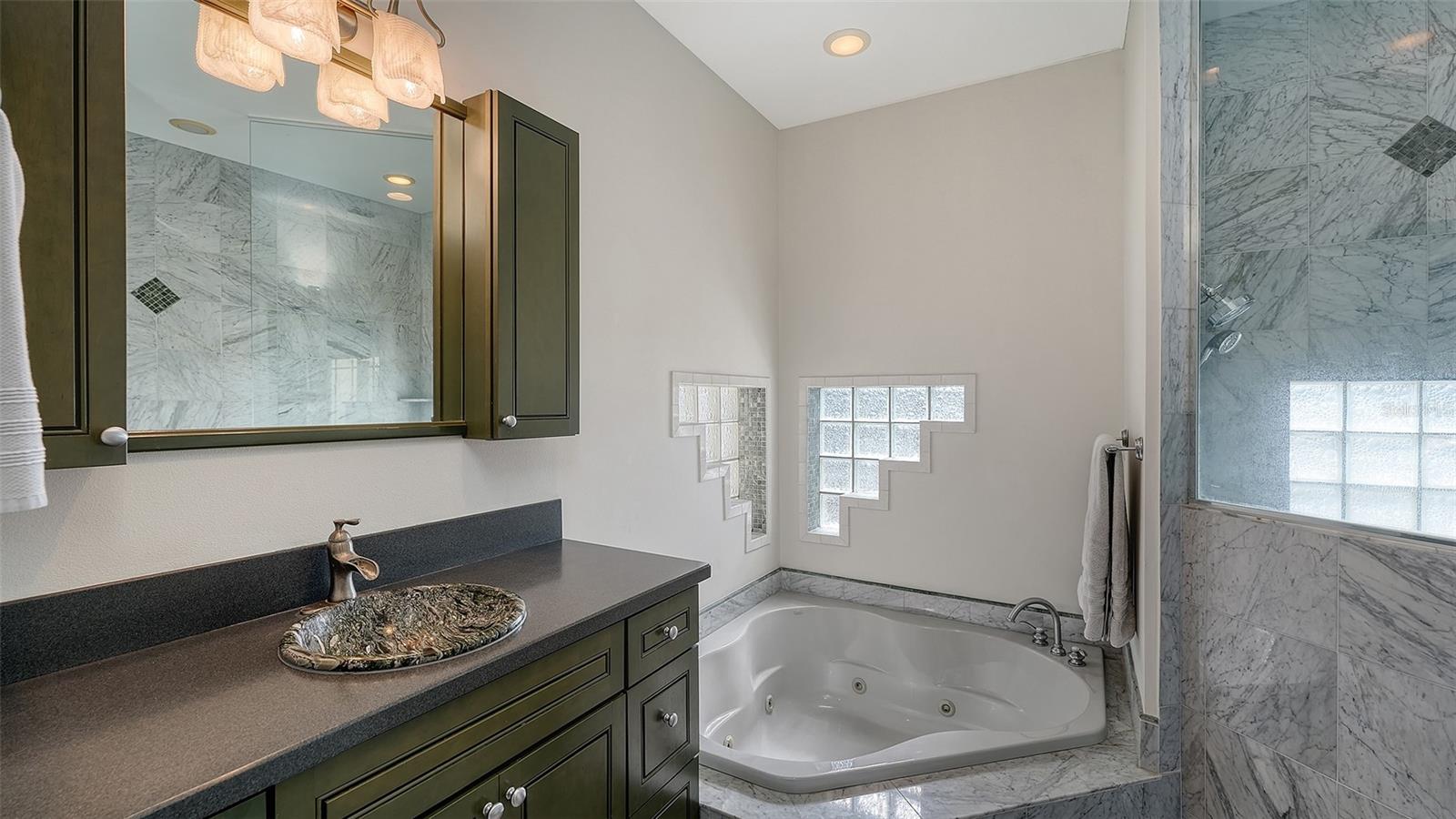 OAK FORD GOLF CLUB - Residential