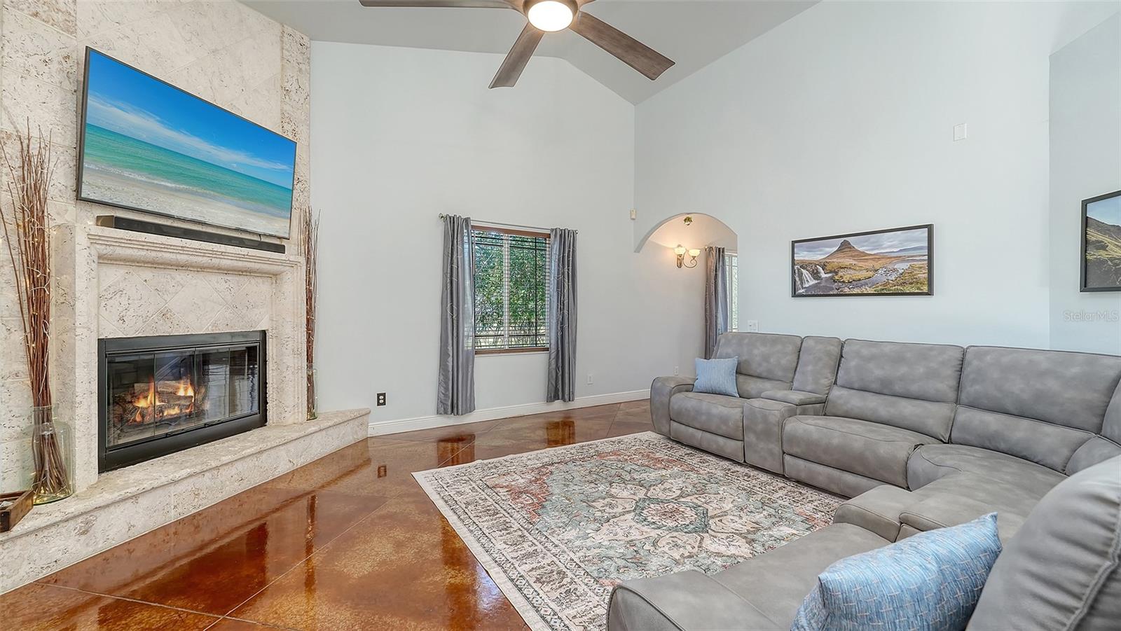 OAK FORD GOLF CLUB - Residential