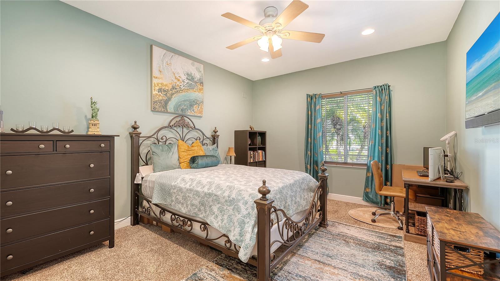 OAK FORD GOLF CLUB - Residential