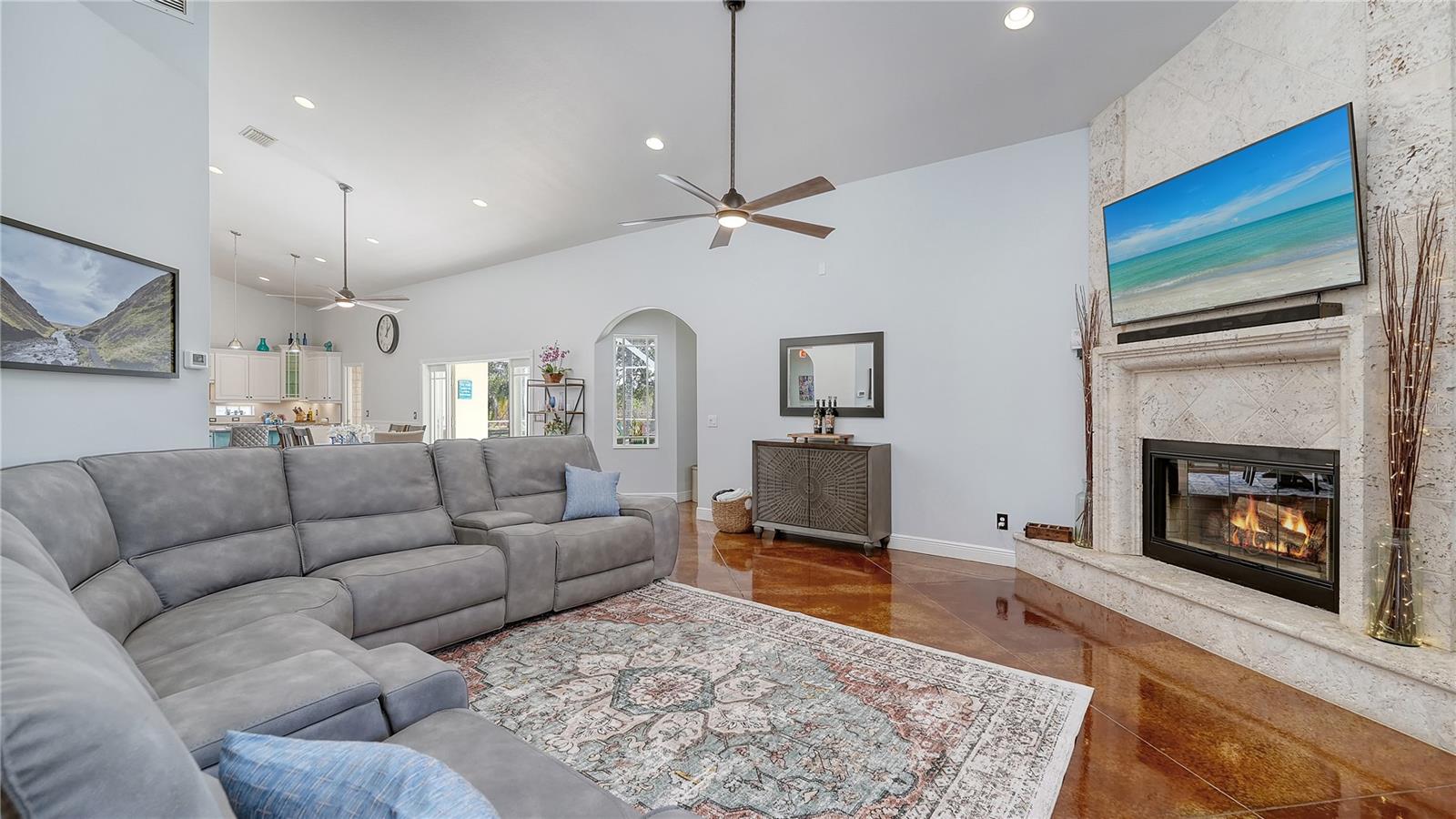 OAK FORD GOLF CLUB - Residential