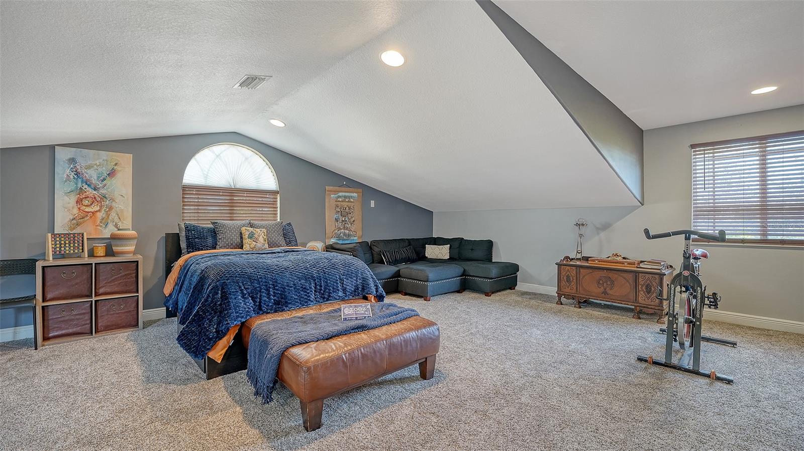 OAK FORD GOLF CLUB - Residential