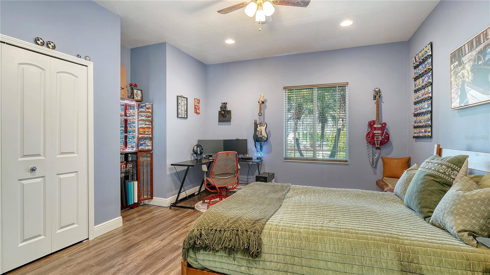 OAK FORD GOLF CLUB - Residential