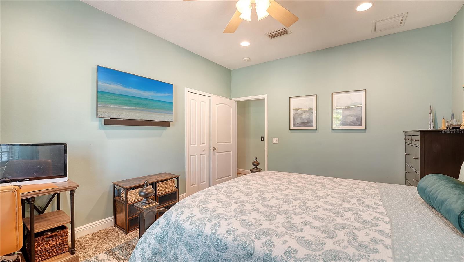 OAK FORD GOLF CLUB - Residential