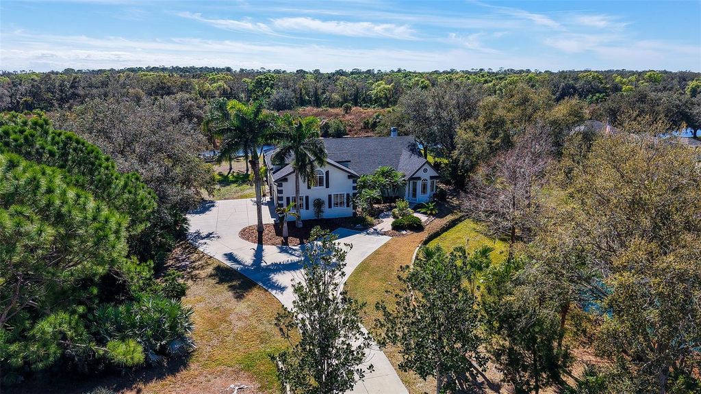 Photo of 2098 Palm View Road, Sarasota, FL 34240 (MLS # A4680898)