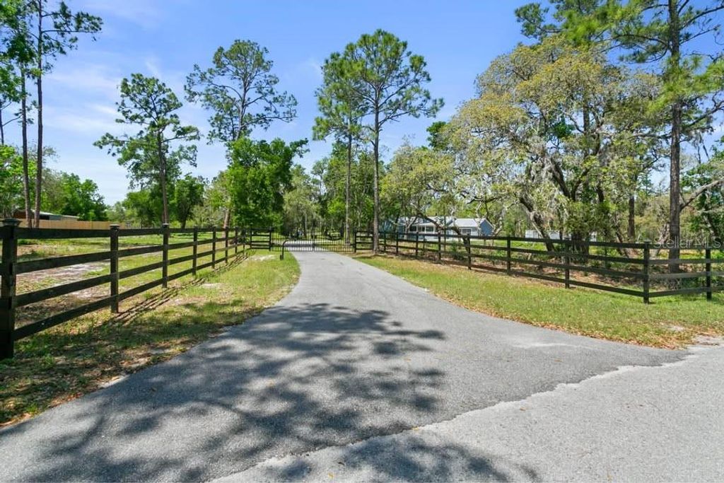 Photo of 6330 Oil Well Road, Clermont, FL 34714 (MLS # TB8519281)