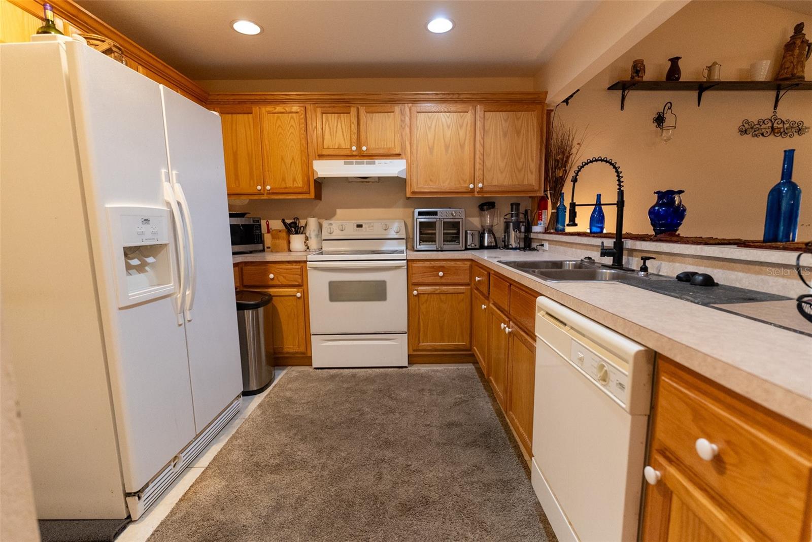 2635 NE 7TH STREET 102