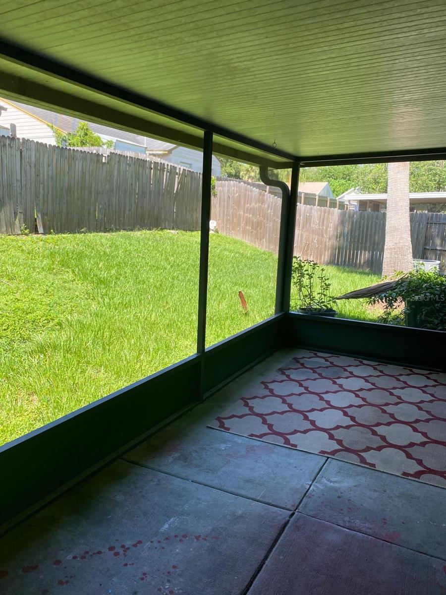 VALRICO MANOR UNIT 3 - Residential Lease