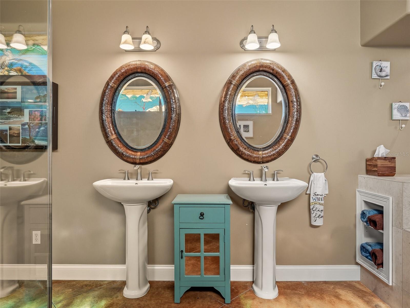 INLET SHORES - Residential