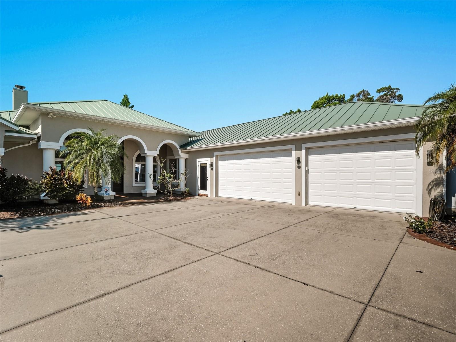 INLET SHORES - Residential