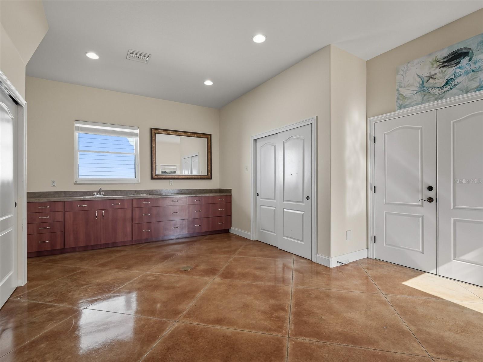 INLET SHORES - Residential