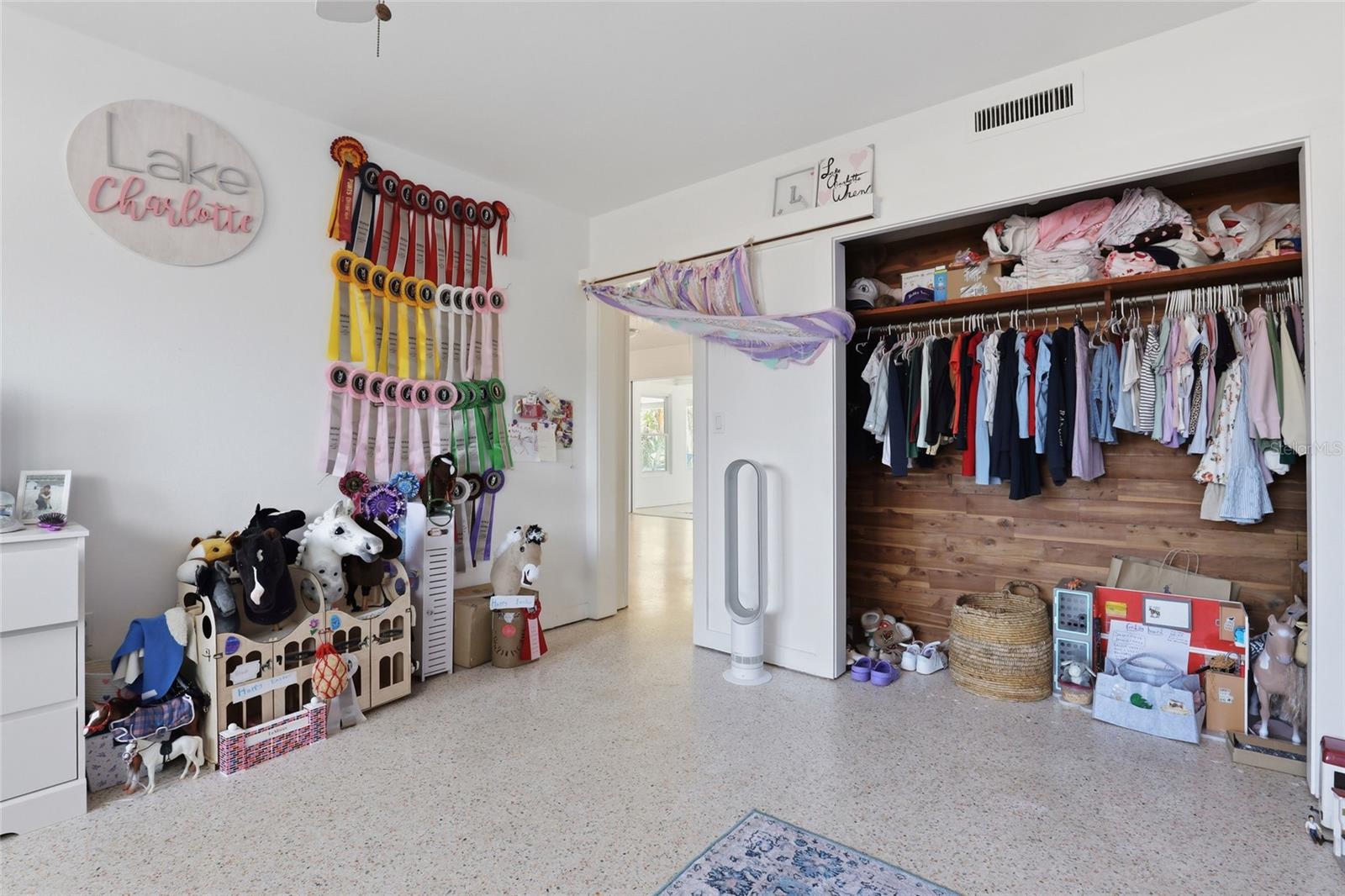 SUNNYSIDE PARK - Residential