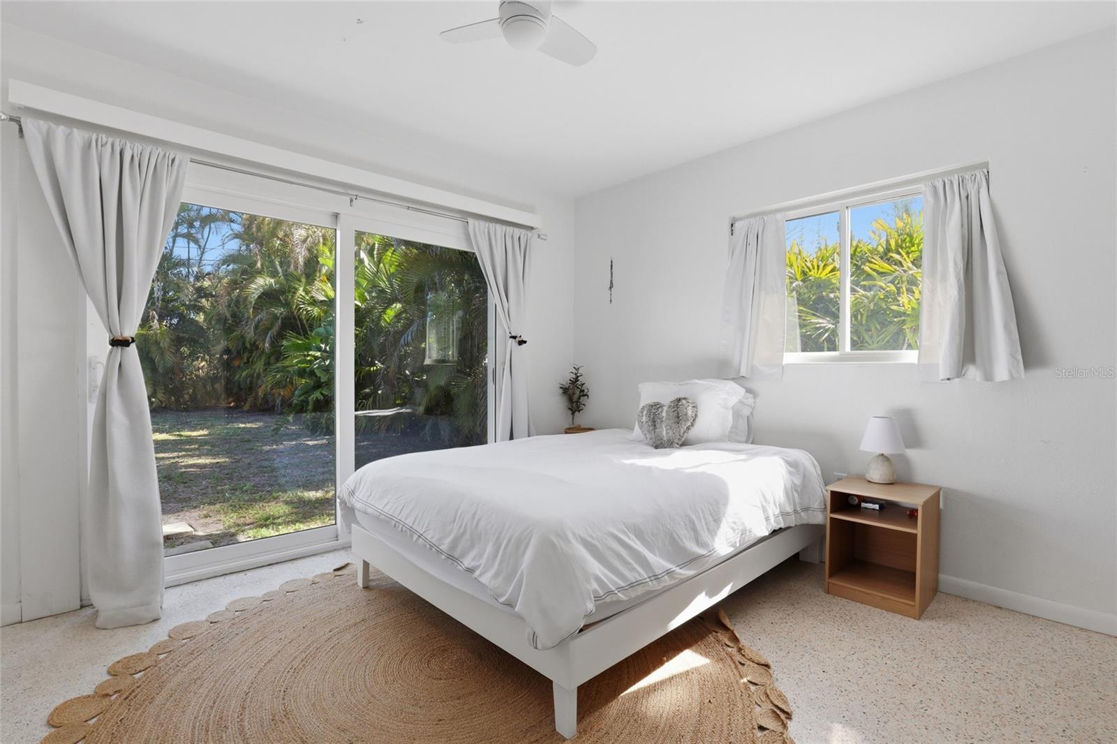 SUNNYSIDE PARK - Residential