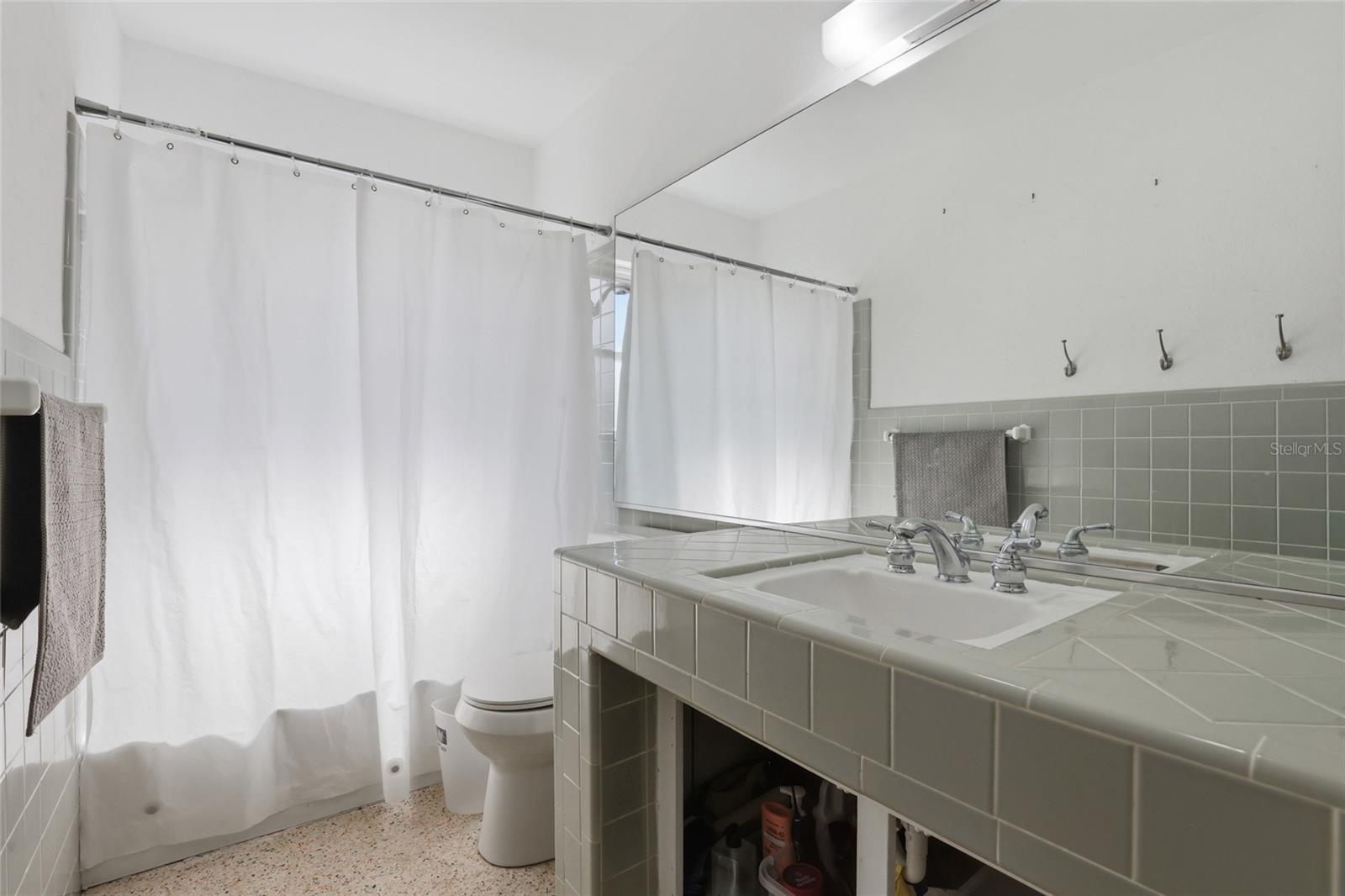 SUNNYSIDE PARK - Residential