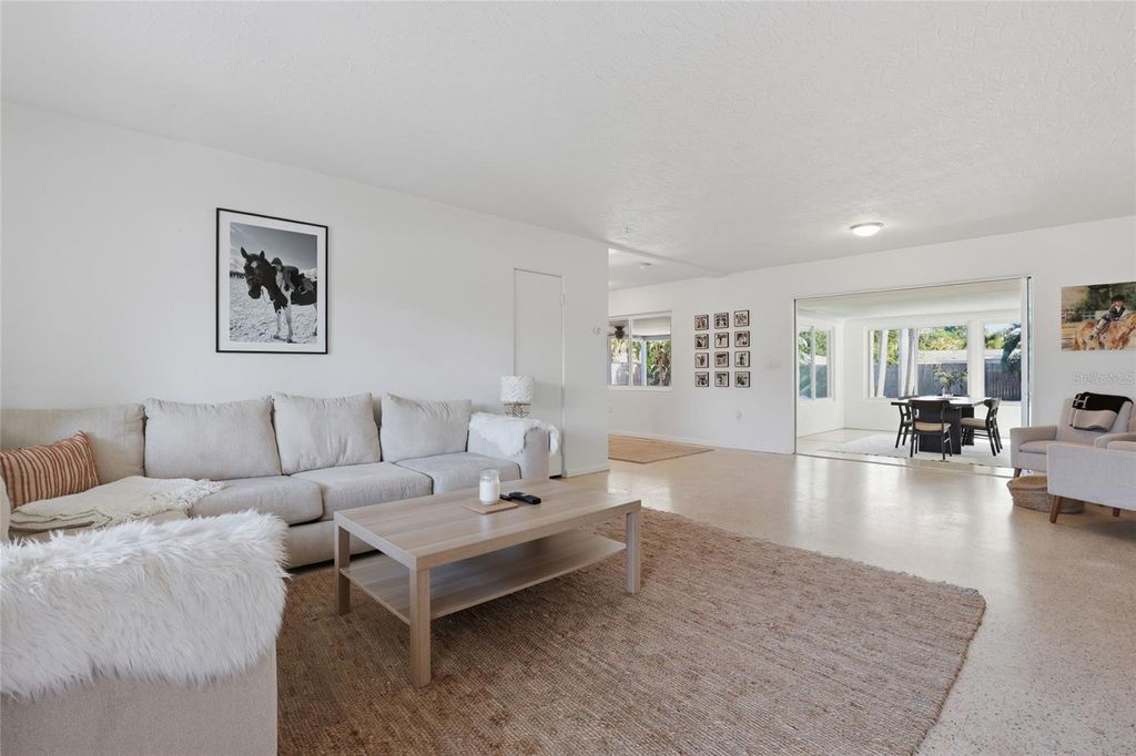 Photo of 2311 Sunnyside Place, Sarasota, FL 34239 (MLS # A4688119)