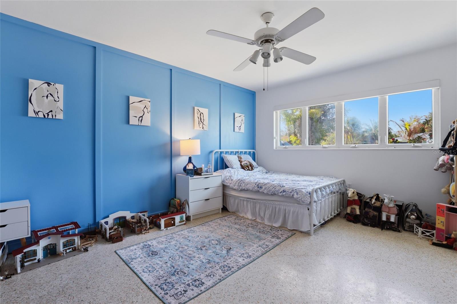 SUNNYSIDE PARK - Residential