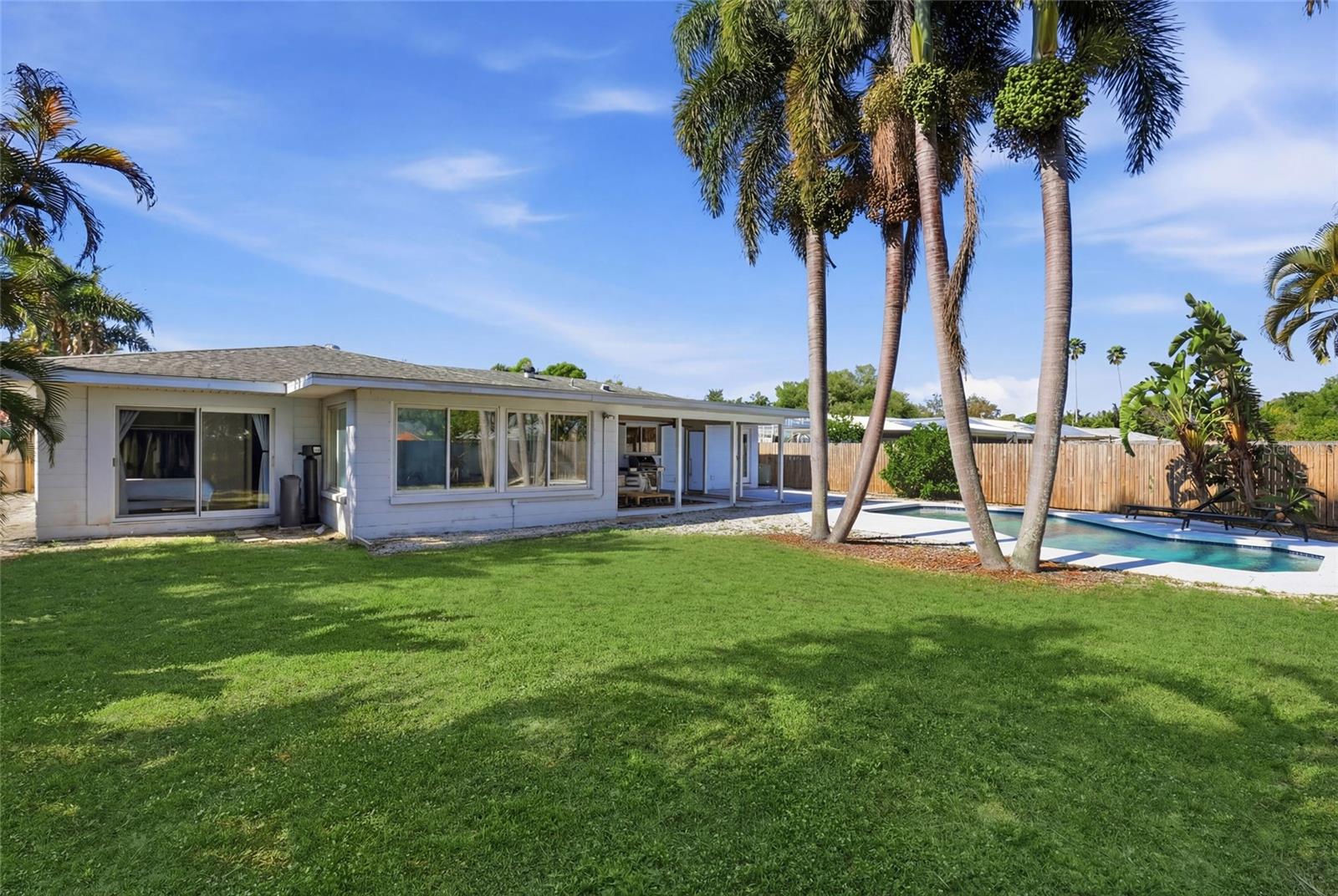 SUNNYSIDE PARK - Residential