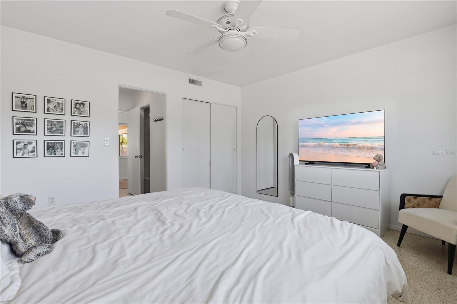 SUNNYSIDE PARK - Residential