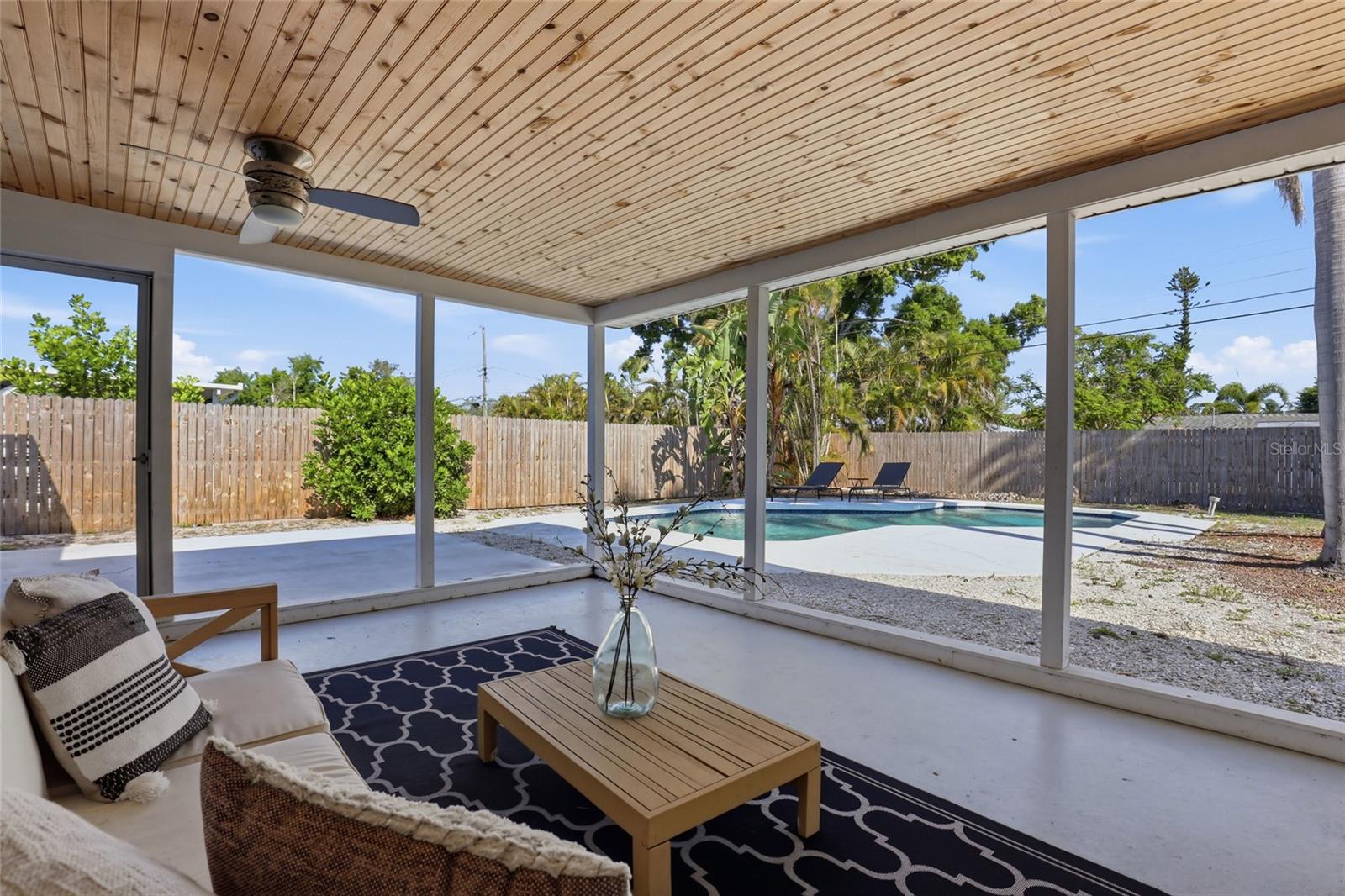 SUNNYSIDE PARK - Residential