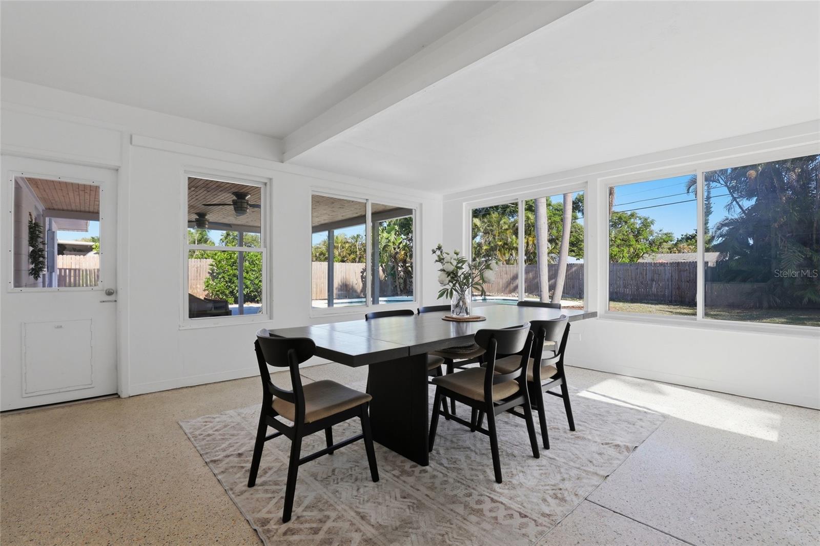 SUNNYSIDE PARK - Residential