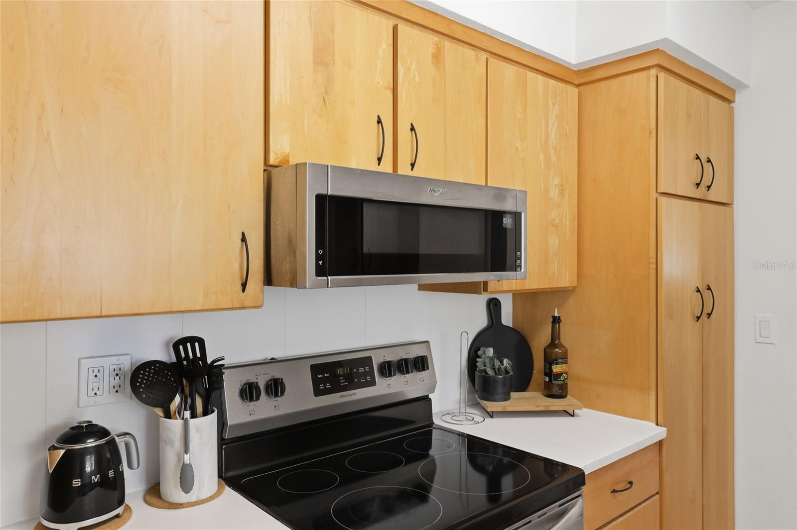 SUNNYSIDE PARK - Residential